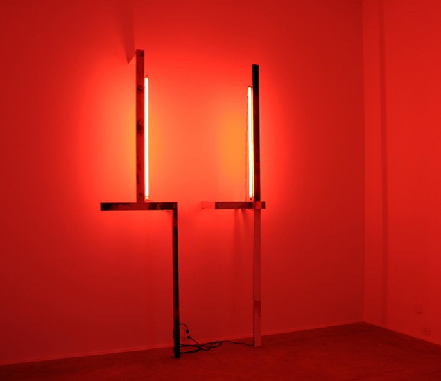 Twins  | 2010 | Acrylic, neon, wires and aluminum | 300 x 160 x 70 cm