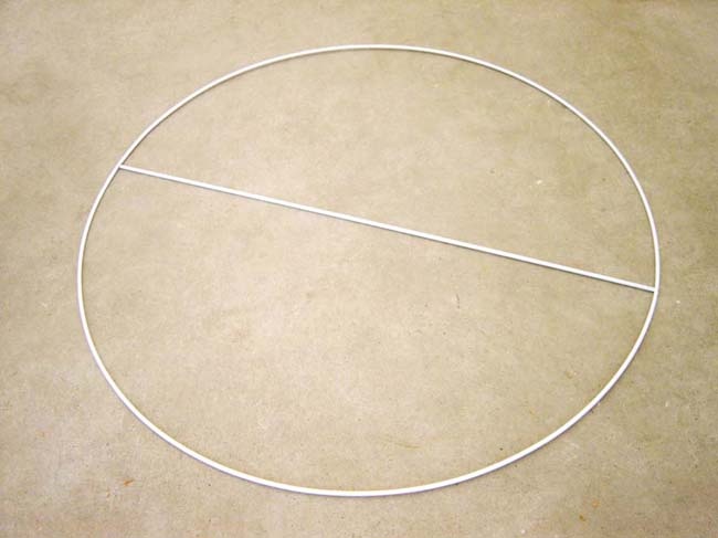 Círculo central | 2002 | Ferro e tinta | Diâmetro 74 cm | Edição 1/5